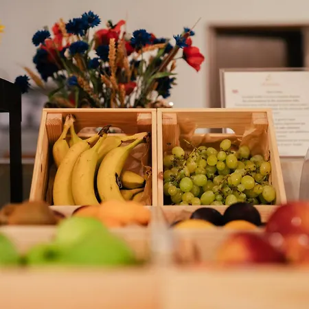 Eden Hotel 3*
