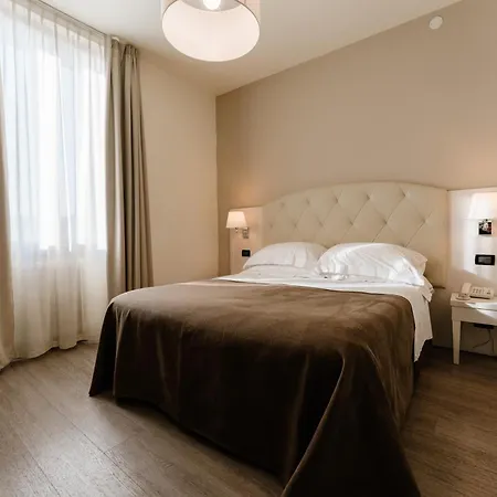 Hotel Eden